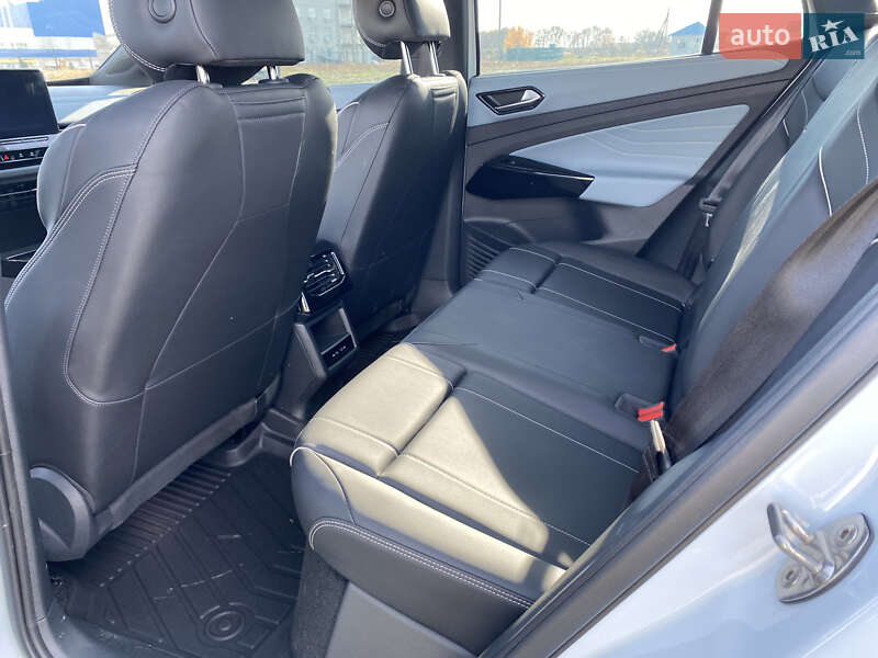 Позашляховик / Кросовер Volkswagen ID.4 2023 в Києві