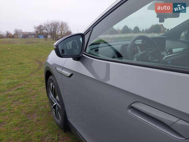 Позашляховик / Кросовер Volkswagen ID.4 2022 в Первомайську