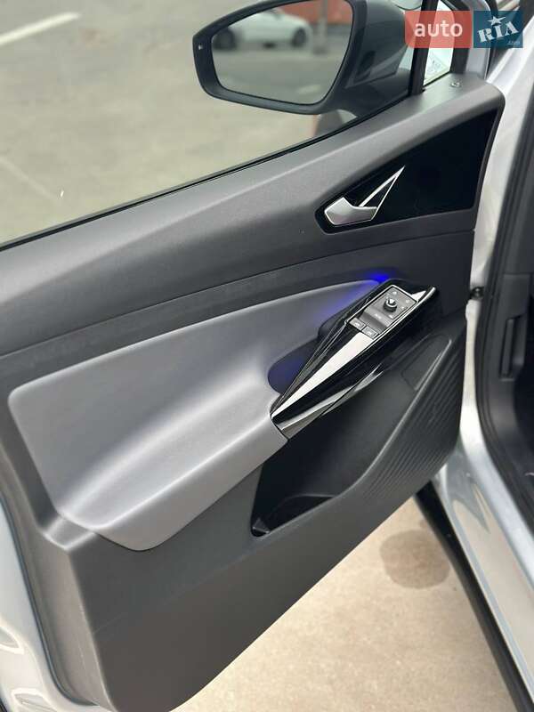 Внедорожник / Кроссовер Volkswagen ID.4 2021 в Киеве фото 34 Внедорожник / Кроссовер Volkswagen ID.4 2021 в Киеве