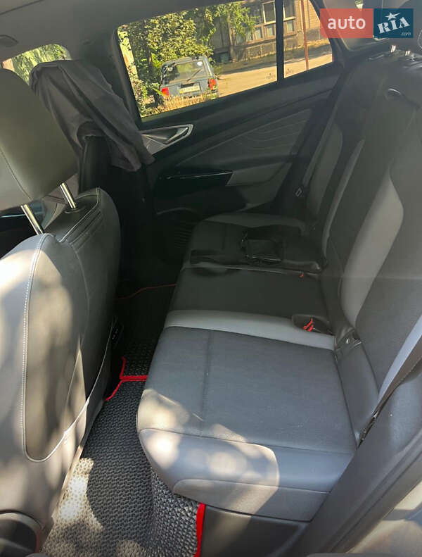 Внедорожник / Кроссовер Volkswagen ID.4 2023 в Кривом Роге
