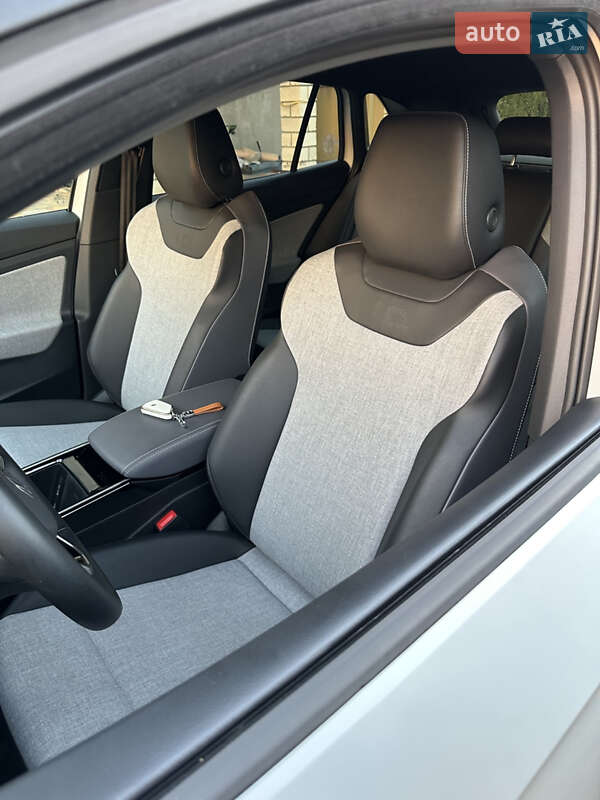 Внедорожник / Кроссовер Volkswagen ID.4 2024 в Одессе