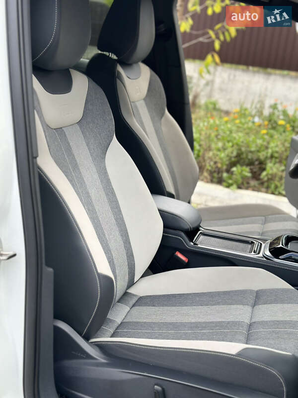 Внедорожник / Кроссовер Volkswagen ID.4 2021 в Хмельницком