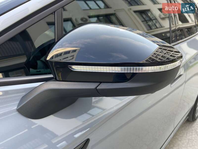 Внедорожник / Кроссовер Volkswagen ID.4 2021 в Львове фото 31 Внедорожник / Кроссовер Volkswagen ID.4 2021 в Львове