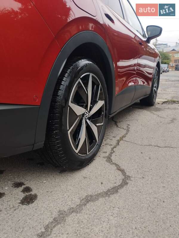 Внедорожник / Кроссовер Volkswagen ID.4 2023 в Львове