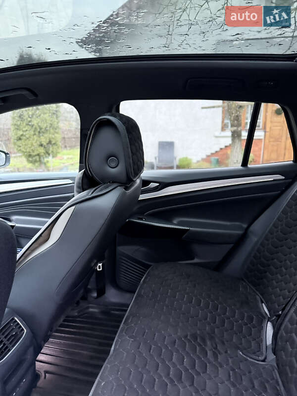 Внедорожник / Кроссовер Volkswagen ID.4 2021 в Ивано-Франковске