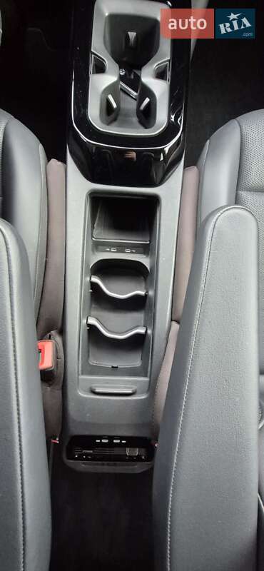 Внедорожник / Кроссовер Volkswagen ID.4 2022 в Киеве