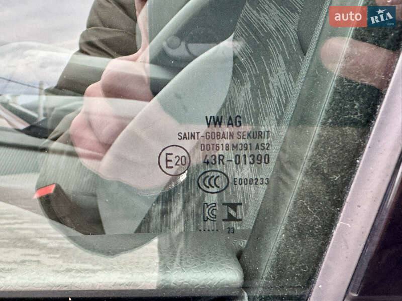 Внедорожник / Кроссовер Volkswagen ID.4 2023 в Хусте