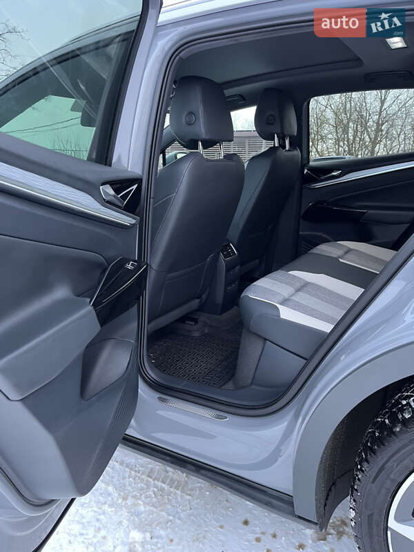 Позашляховик / Кросовер Volkswagen ID.4 2022 в Золочеві