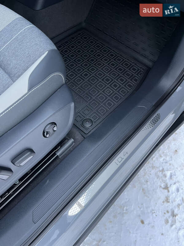Позашляховик / Кросовер Volkswagen ID.4 2022 в Золочеві