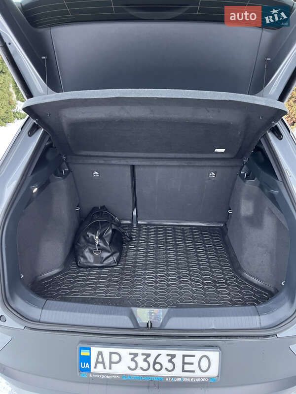 Позашляховик / Кросовер Volkswagen ID.4 2022 в Золочеві