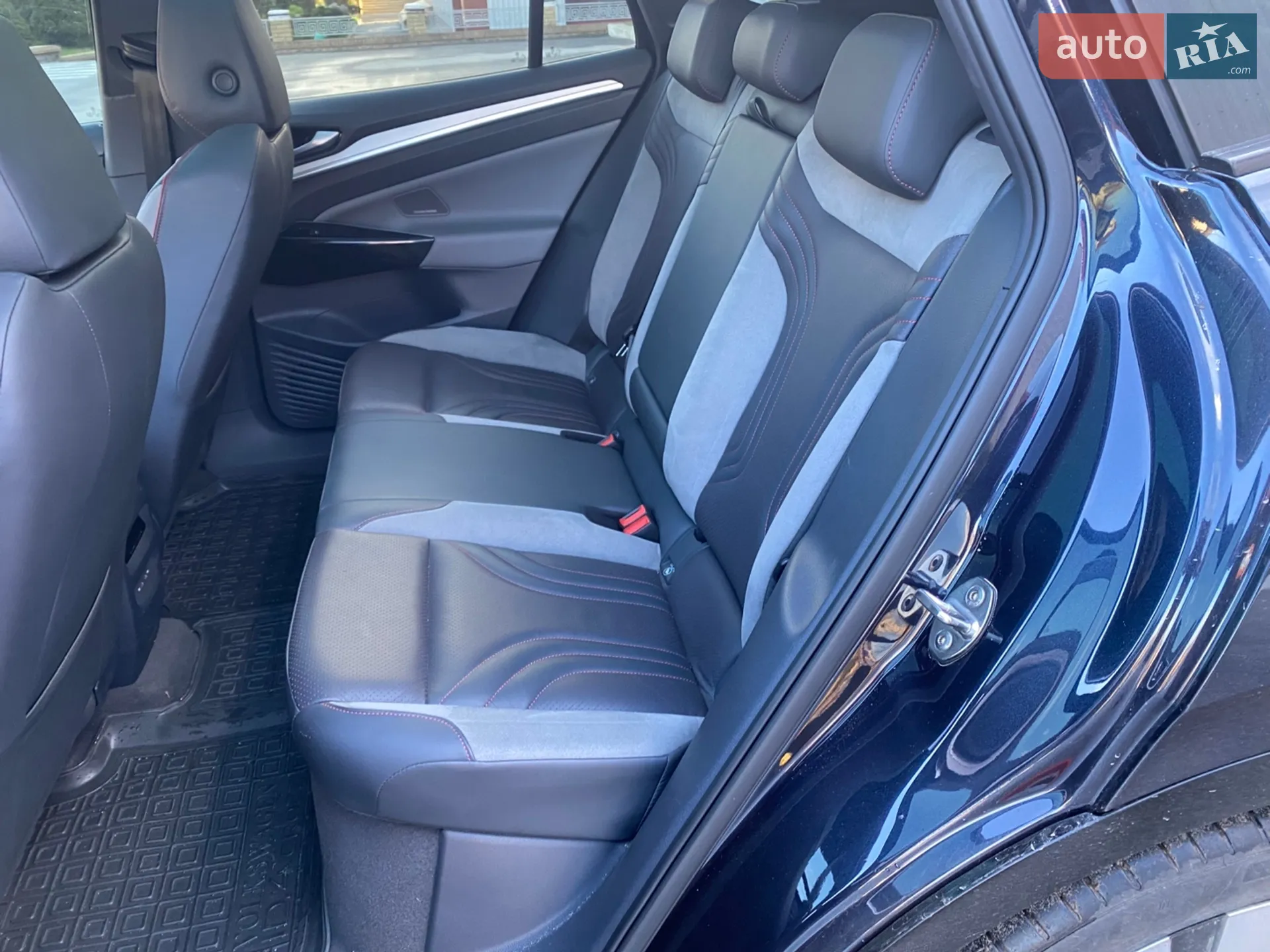 2022 Volkswagen ID.4 - мініатюра 26