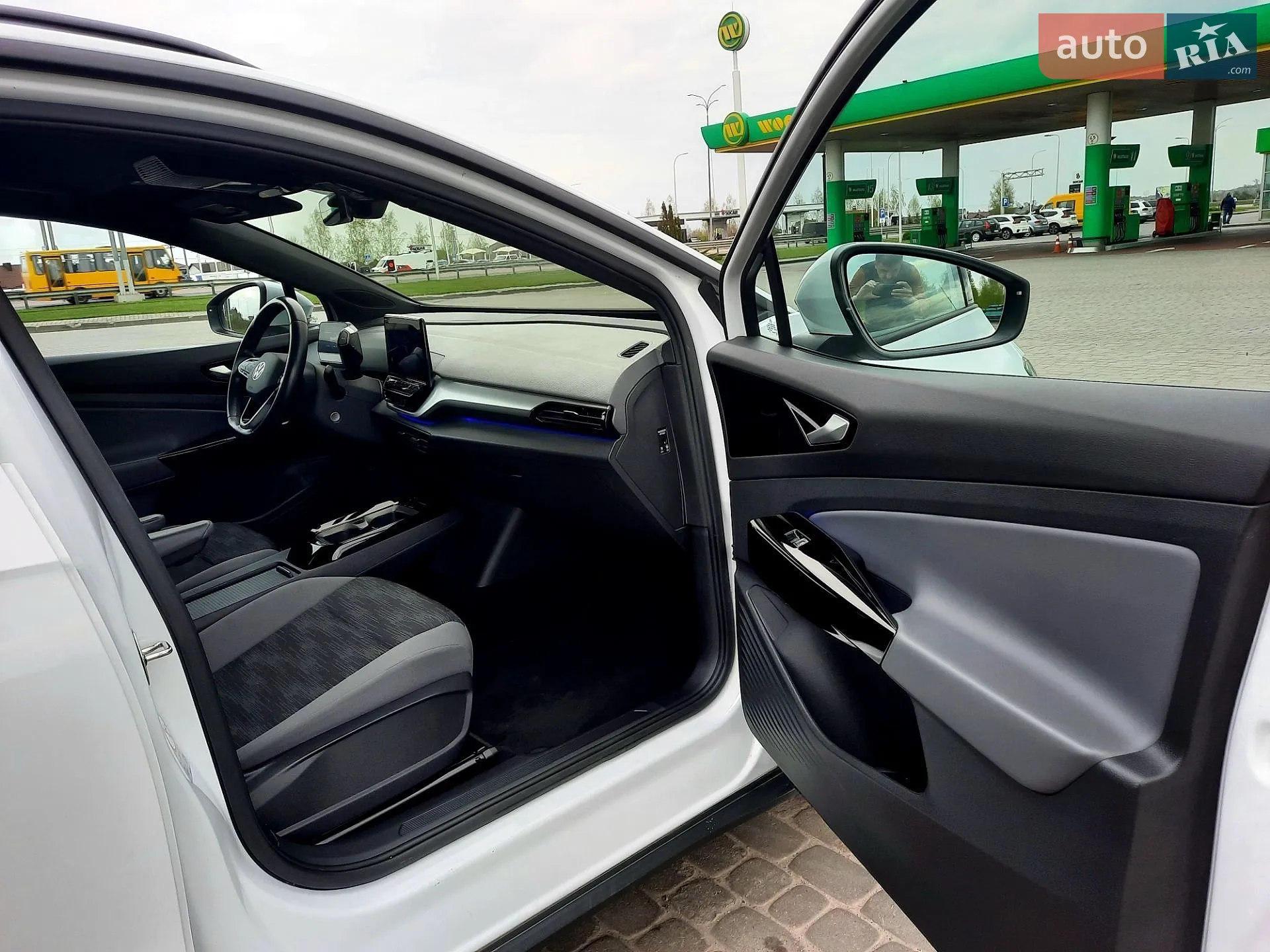 2022 Volkswagen ID.4 - мініатюра 16