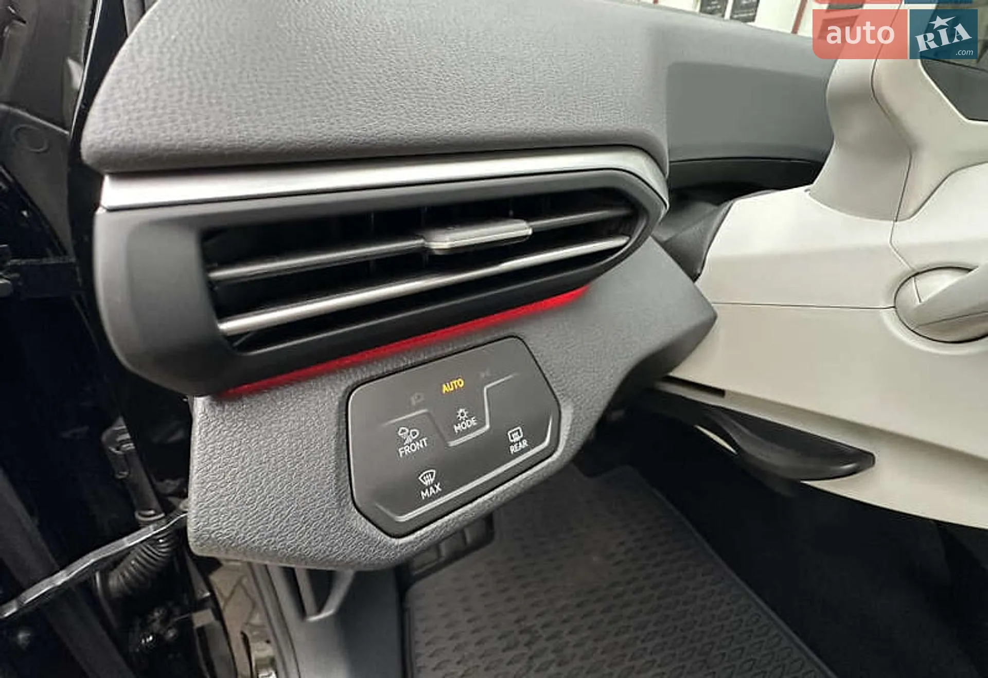 2021 Volkswagen ID.4 - мініатюра 18