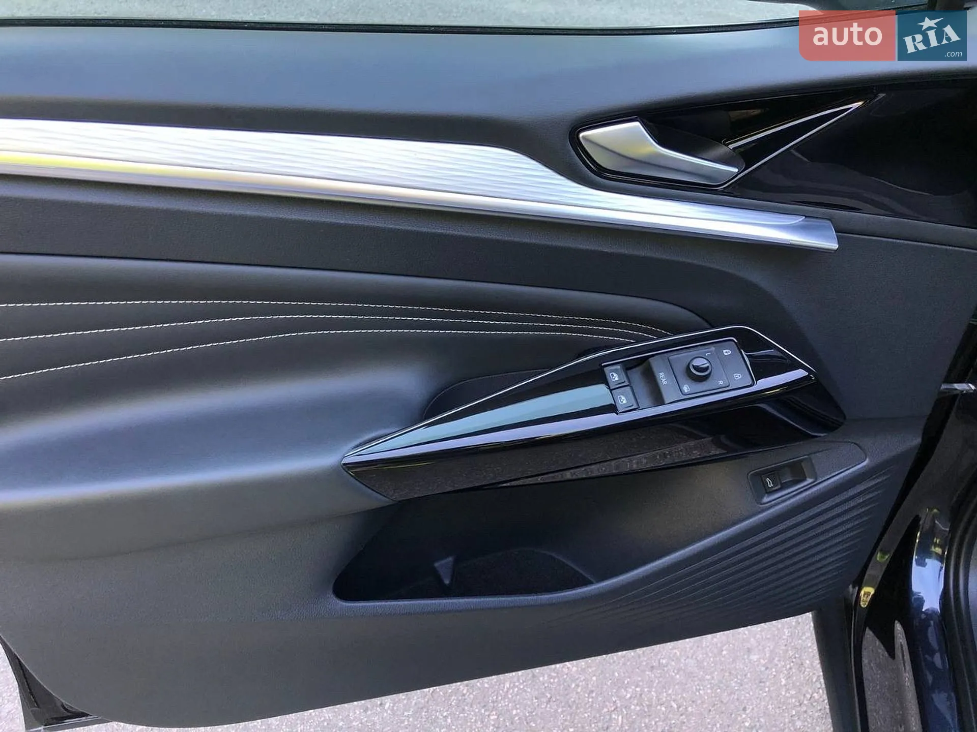 2021 Volkswagen ID.4 - мініатюра 16