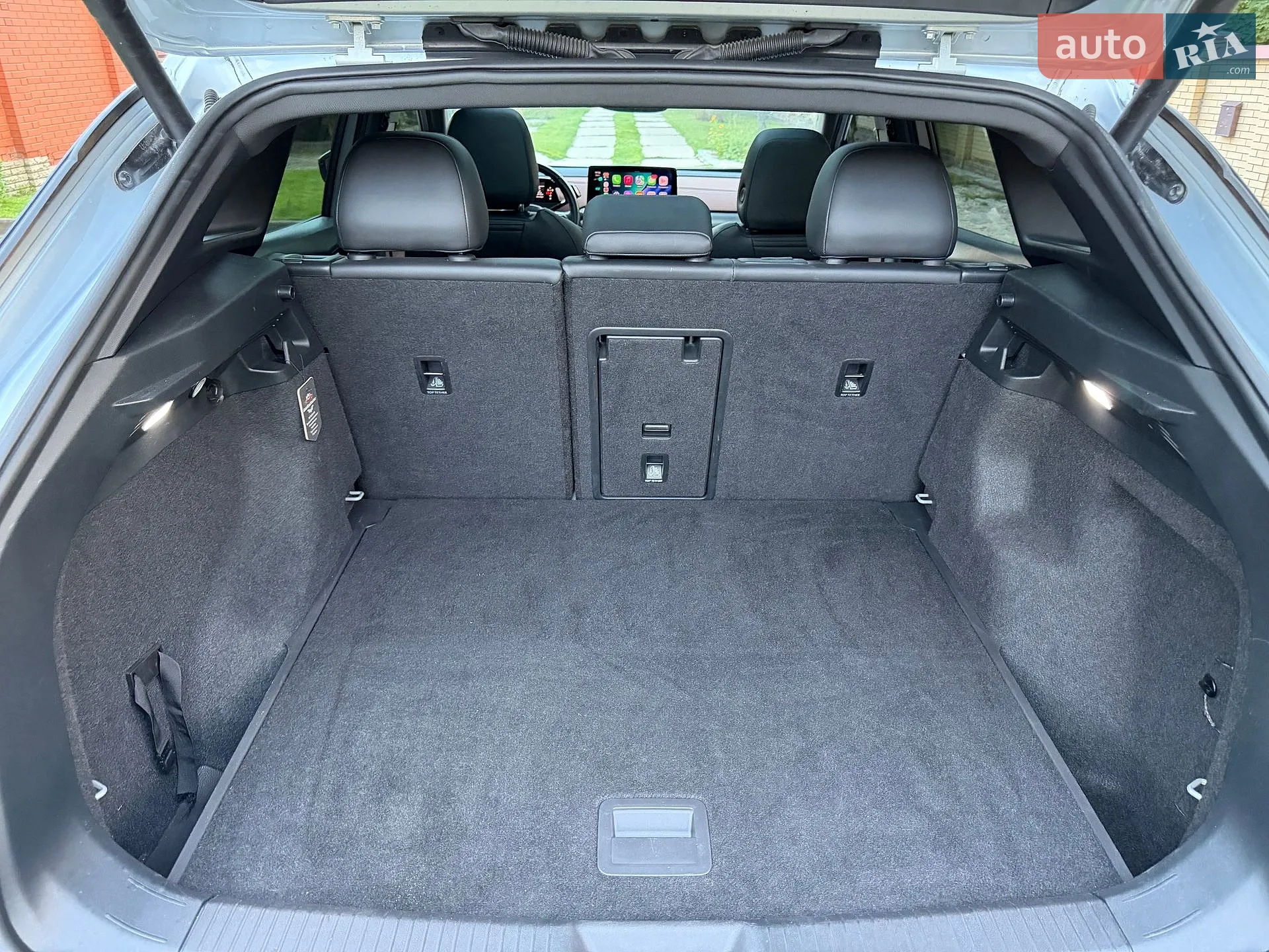2021 Volkswagen ID.4 - мініатюра 26