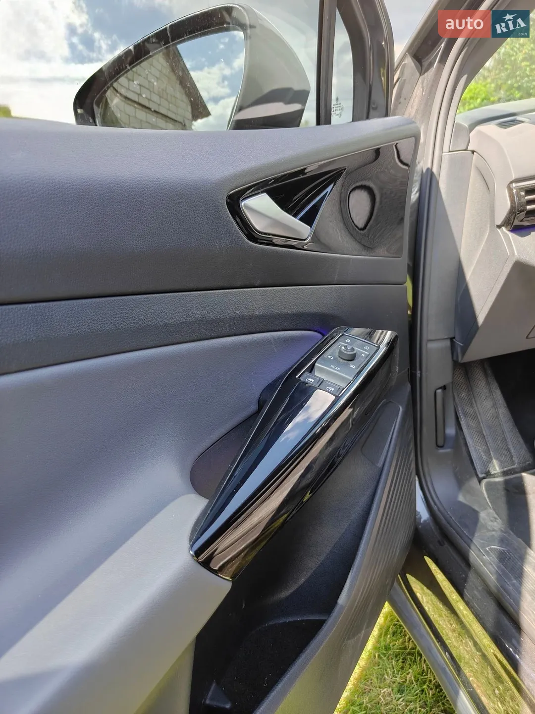 2021 Volkswagen ID.4 - мініатюра 8