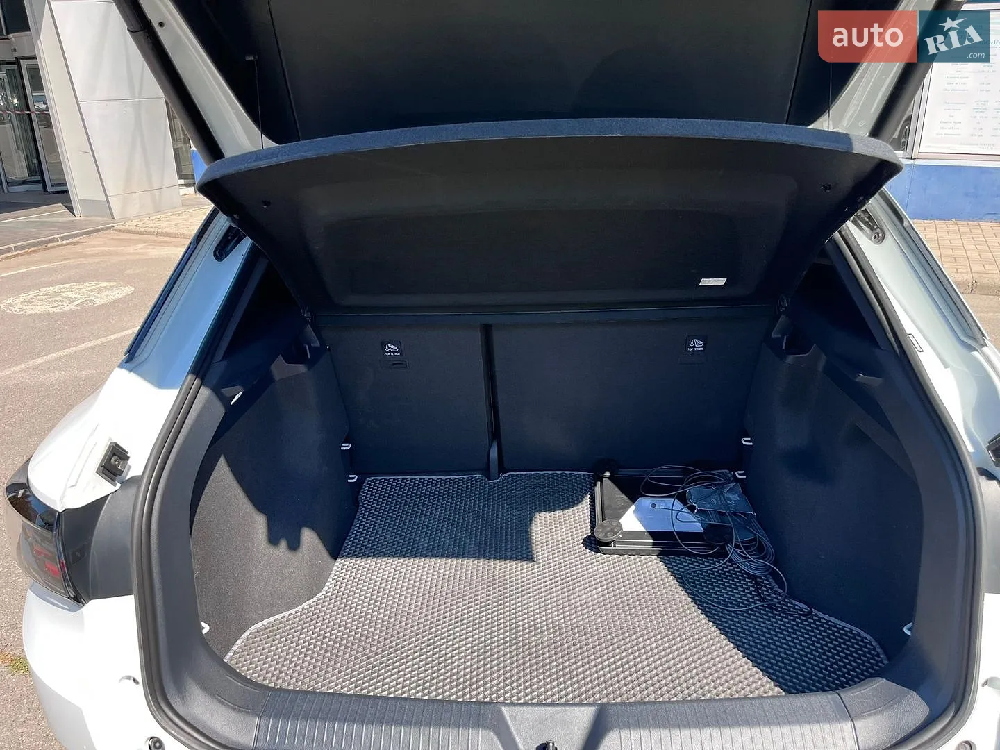 2021 Volkswagen ID.4 - мініатюра 16