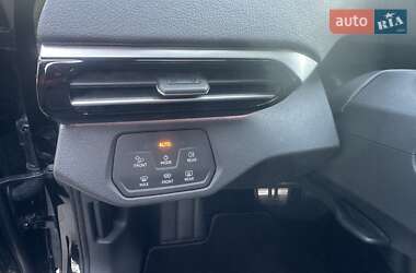Внедорожник / Кроссовер Volkswagen ID.5 2023 в 