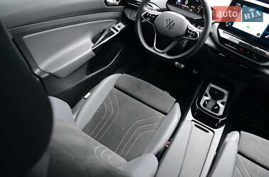 Позашляховик / Кросовер Volkswagen ID.5 2023 в 