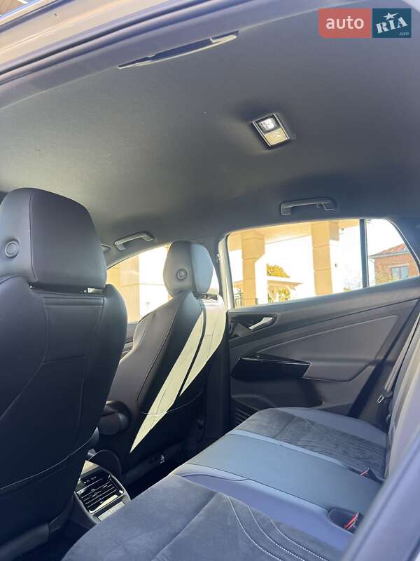 Внедорожник / Кроссовер Volkswagen ID.5 2023 в Львове