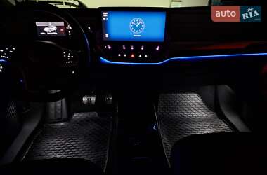 Внедорожник / Кроссовер Volkswagen ID.5 2023 в 