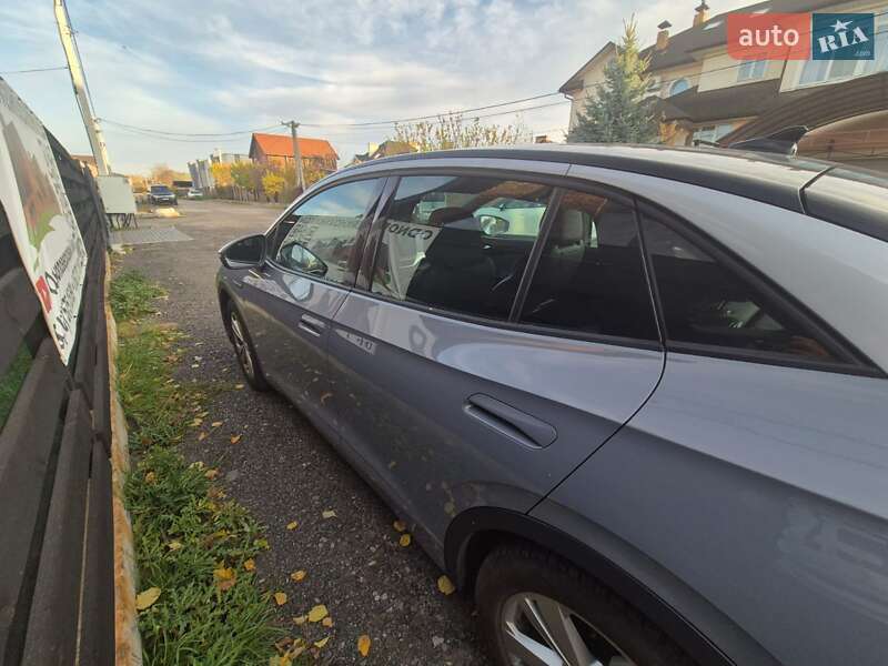 Внедорожник / Кроссовер Volkswagen ID.5 2022 в Киеве