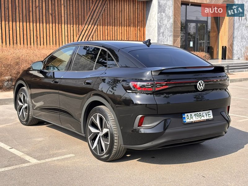 Внедорожник / Кроссовер Volkswagen ID.5 2023 в Киеве