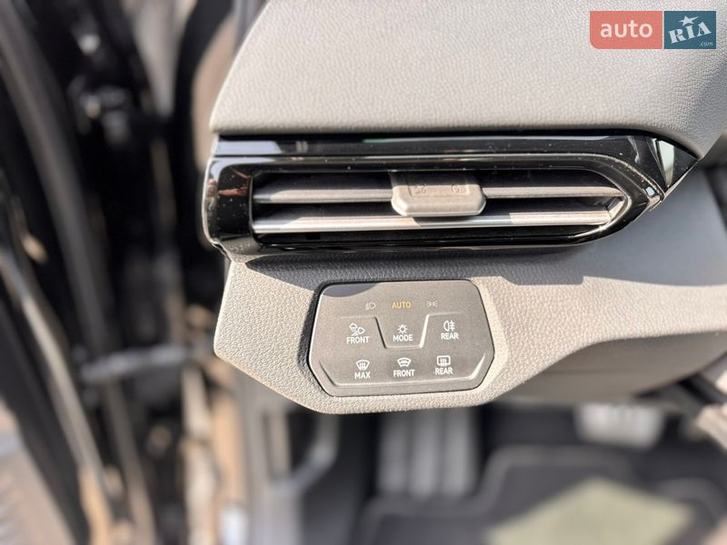 Внедорожник / Кроссовер Volkswagen ID.5 2023 в Киеве