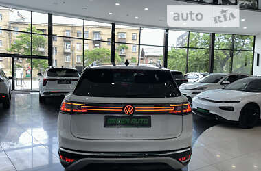 Позашляховик / Кросовер Volkswagen ID.6 Crozz 2021 в 