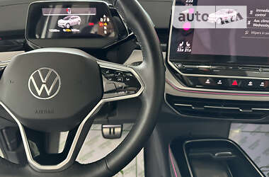 Позашляховик / Кросовер Volkswagen ID.6 Crozz 2021 в 