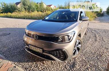 Внедорожник / Кроссовер Volkswagen ID.6 Crozz 2022 в Киеве