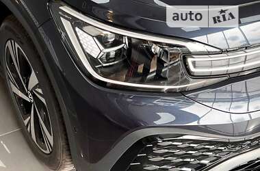 Внедорожник / Кроссовер Volkswagen ID.6 Crozz 2023 в 