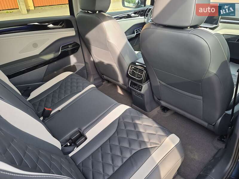 Позашляховик / Кросовер Volkswagen ID.6 Crozz 2022 в Ужгороді