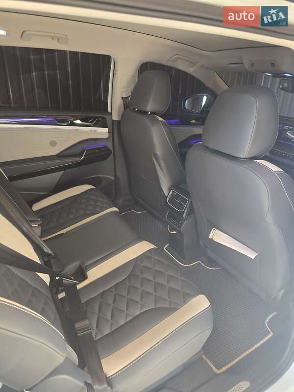 Внедорожник / Кроссовер Volkswagen ID.6 Crozz 2022 в Бердичеве