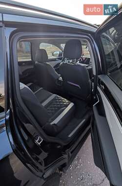 Внедорожник / Кроссовер Volkswagen ID.6 Crozz 2021 в 