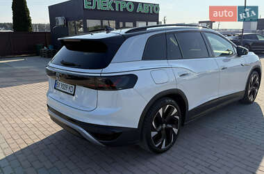 Внедорожник / Кроссовер Volkswagen ID.6 Crozz 2021 в 