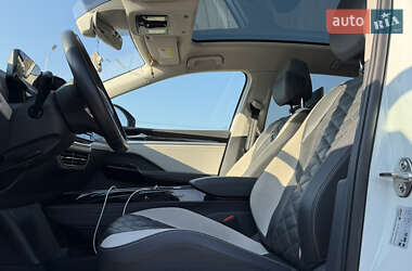 Внедорожник / Кроссовер Volkswagen ID.6 Crozz 2021 в 