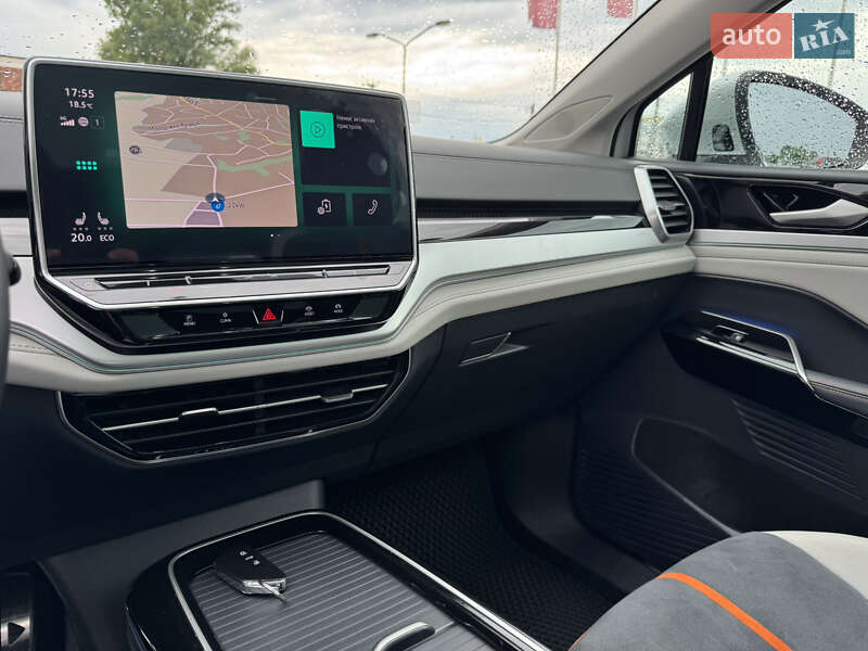 Позашляховик / Кросовер Volkswagen ID.6 Crozz 2022 в Києві
