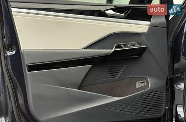 Внедорожник / Кроссовер Volkswagen ID.6 Crozz 2021 в 
