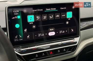 Внедорожник / Кроссовер Volkswagen ID.6 Crozz 2021 в 