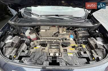 Внедорожник / Кроссовер Volkswagen ID.6 Crozz 2021 в 
