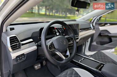 Внедорожник / Кроссовер Volkswagen ID.6 Crozz 2023 в 