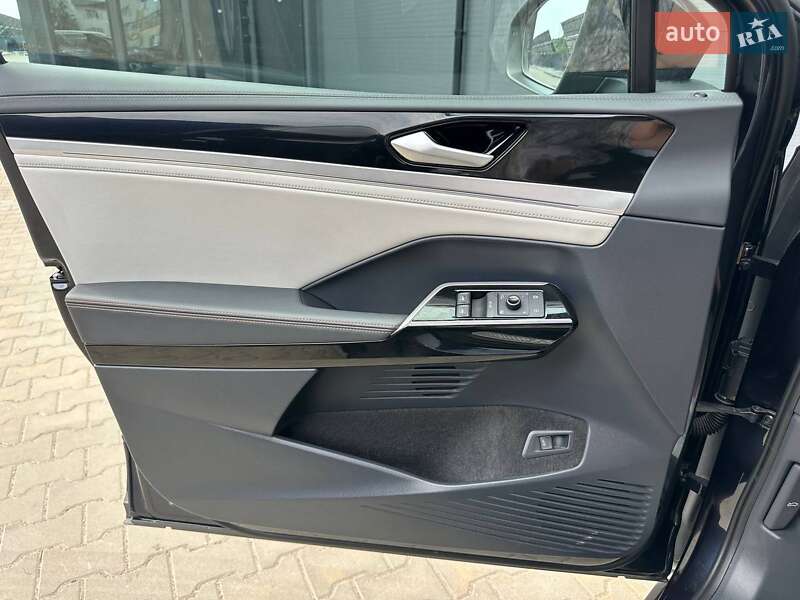 Позашляховик / Кросовер Volkswagen ID.6 Crozz 2022 в Києві