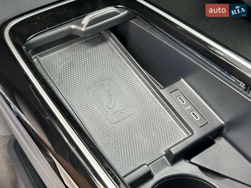 Позашляховик / Кросовер Volkswagen ID.6 Crozz 2022 в Києві