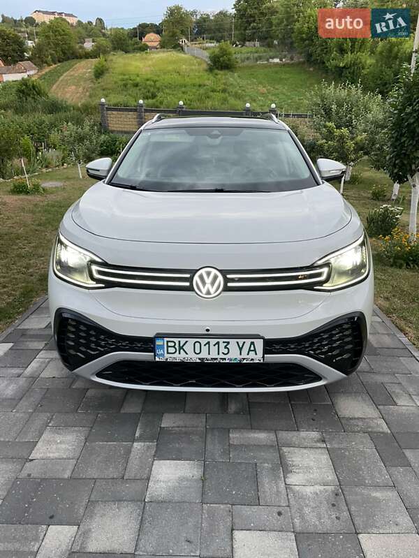 Внедорожник / Кроссовер Volkswagen ID.6 Crozz 2022 в Ровно