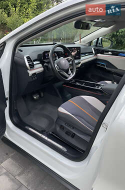 Внедорожник / Кроссовер Volkswagen ID.6 Crozz 2022 в 