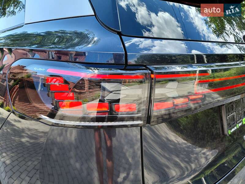 Позашляховик / Кросовер Volkswagen ID.6 Crozz 2022 в Івано-Франківську