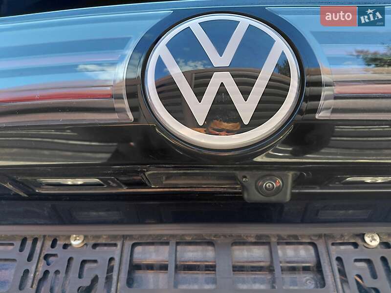 Позашляховик / Кросовер Volkswagen ID.6 Crozz 2022 в Івано-Франківську