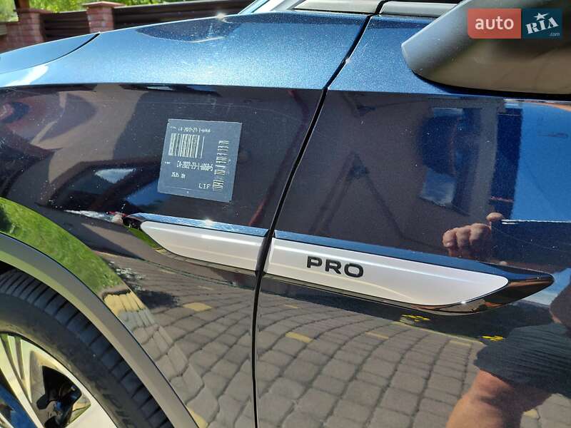 Позашляховик / Кросовер Volkswagen ID.6 Crozz 2022 в Івано-Франківську