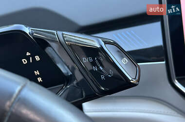 Внедорожник / Кроссовер Volkswagen ID.6 Crozz 2021 в 